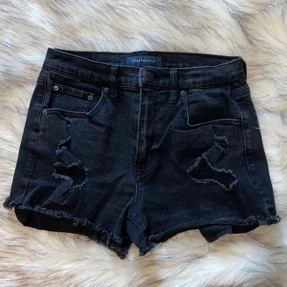 Aéropostale Distressed Black Denim Shorts